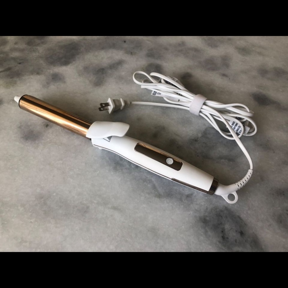 Kristin Ess Titanium Curling Iron for Beach Waves & Curls for Short Hair - 1"